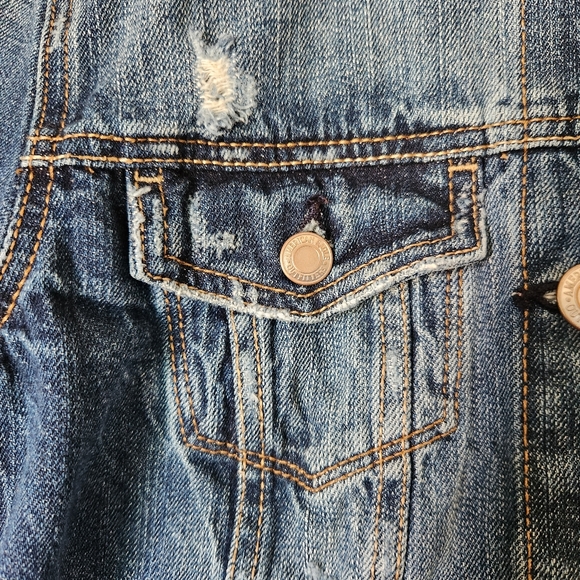 Junior's American Eagle Outfitters Distressed Jean Jacket Size M - Picture 2 of 7